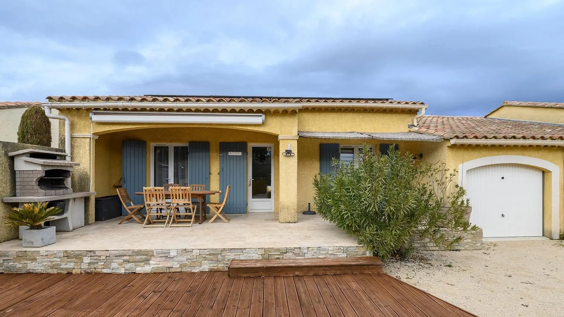 Holiday home Prouvencau - Piscine Privee Villa Aubignan France